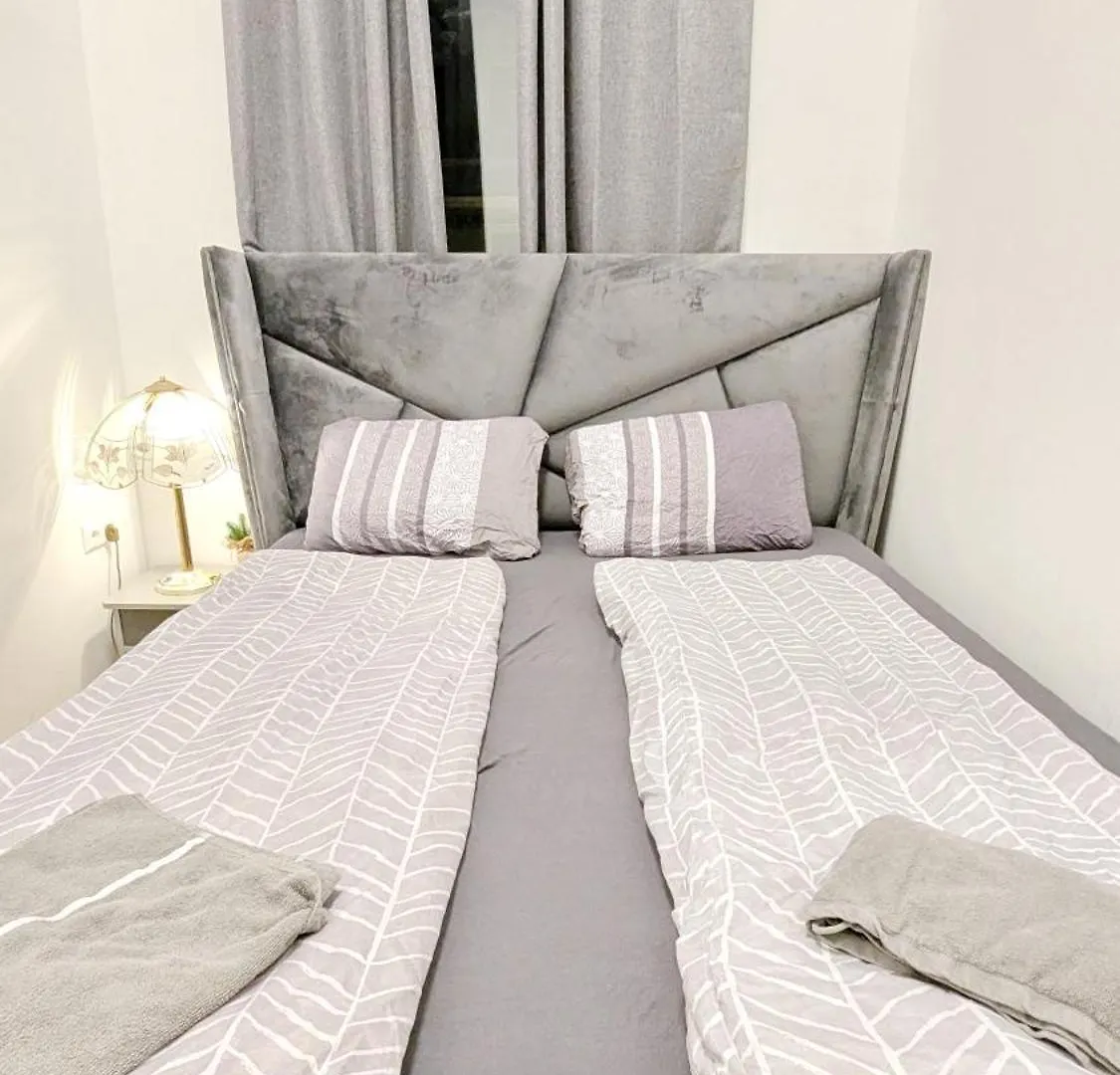Comfortable Rooms In Lugner City Area Wien